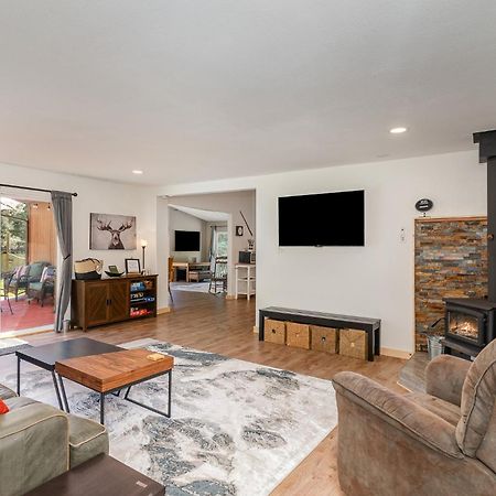 Villa Bear'S Den Hideaway With Hot Tub Ashford Exterior foto