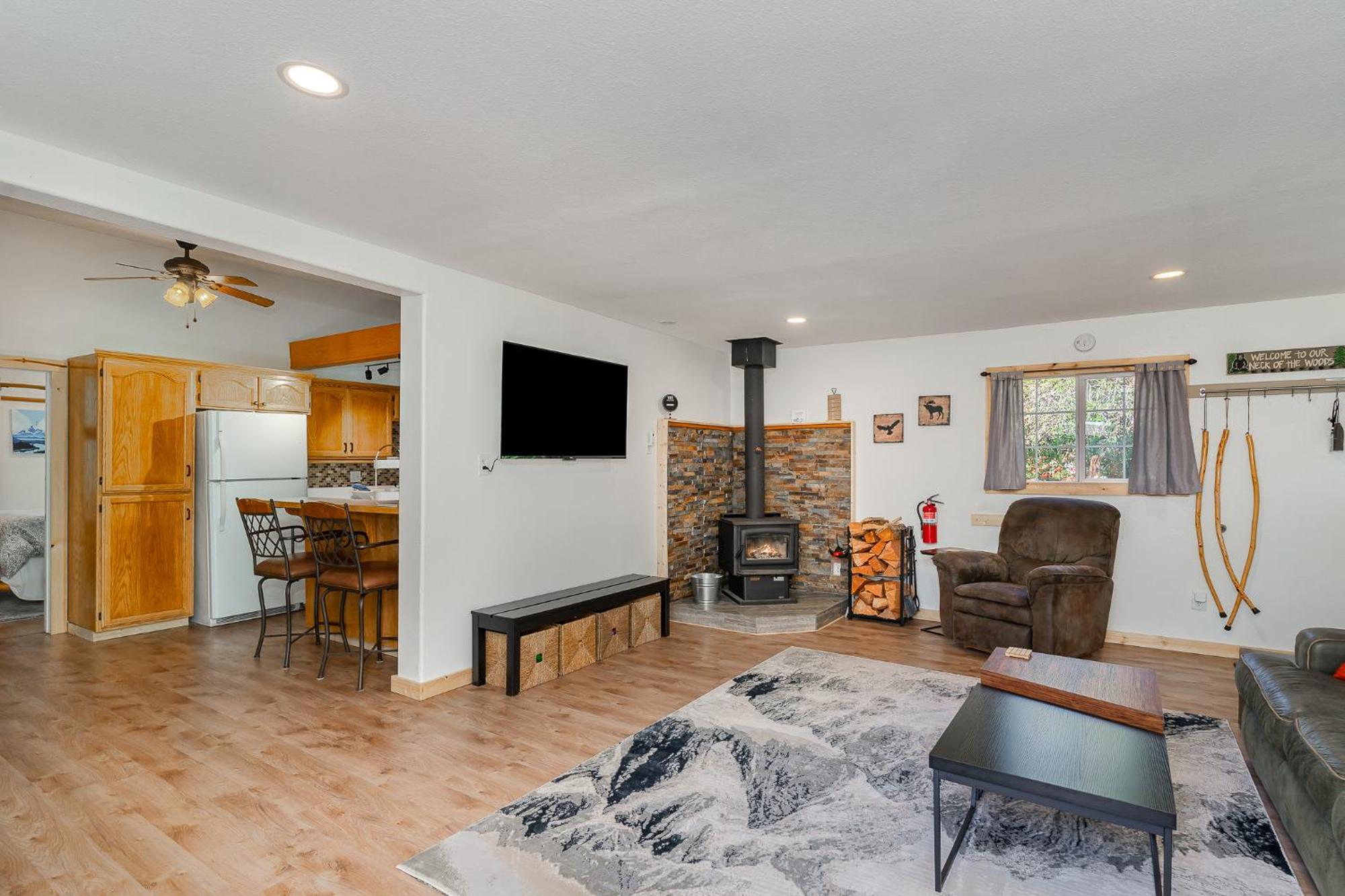 Villa Bear'S Den Hideaway With Hot Tub Ashford Exterior foto